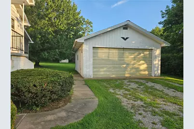 617 New Castle Rd, Slippery Rock, PA 16057 - Photo 3