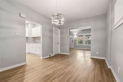 2313 Tilbury Ave, Pittsburgh, PA 15217 - Photo 9