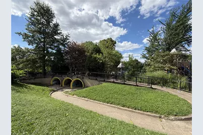 2313 Tilbury Ave, Pittsburgh, PA 15217 - Photo 45