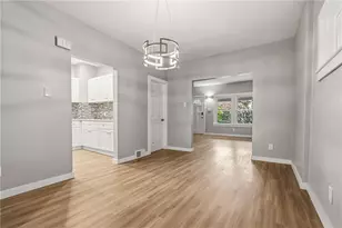 2313 Tilbury Ave, Pittsburgh, PA 15217 - Photo 9