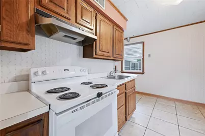 1712 Gretchen Ave, New Castle, PA 16101 - Photo 11