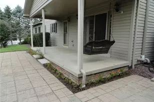 104 Spring Ridge Dr, Center Township, PA 16001 - Photo 5