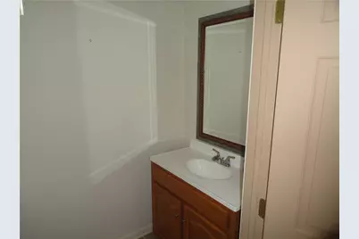 104 Spring Ridge Drive, Center Township, PA 16001 - Photo 33