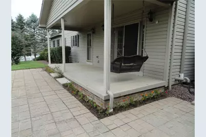 104 Spring Ridge Drive, Center Township, PA 16001 - Photo 5