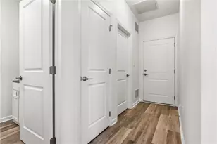 211 Bridle Ln, Chartiers, PA 15301 - Photo 29