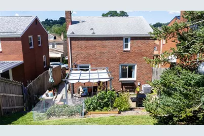 2121 Fairland St, Pittsburgh, PA 15210 - Photo 39