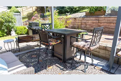 2121 Fairland St, Pittsburgh, PA 15210 - Photo 29
