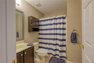 8506 Club Side Dr, Adams Township, PA 16046 - Photo 15
