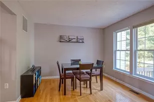 8506 Club Side Dr, Adams Township, PA 16046 - Photo 9
