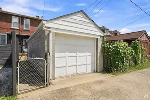 6926 Bishop St, Pittsburgh, PA 15206 - Photo 33
