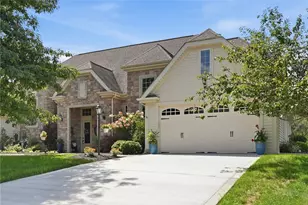 1152 Lilly Vue Ct, Adams Township, PA 16046 - Photo 1