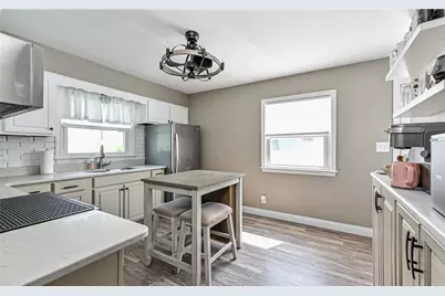 717 June Lee St, Ellwood City, PA 16117 - Photo 11