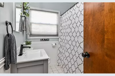 717 June Lee St, Ellwood City, PA 16117 - Photo 15