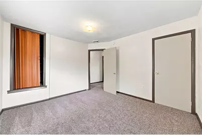 501 West 5th Ave, Derry Boro, PA 15627 - Photo 9