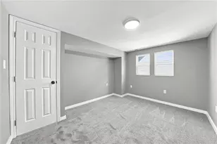20 Greenwich St, Harrison Township, PA 15065 - Photo 13