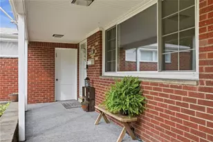 4205 Greenridge, Pittsburgh, PA 15234 - Photo 7