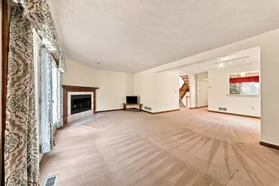 701 Forest Edge Court, Pittsburgh, PA 15090 - Photo 7