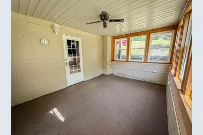 552 Queenstown Rd, Perry Township, PA 16041 - Photo 39