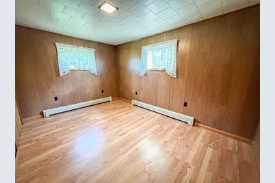 552 Queenstown Rd, Perry Township, PA 16041 - Photo 17
