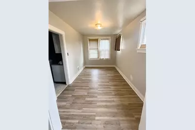 101 Oakland Ct, Pittsburgh, PA 15213 - Photo 3
