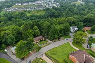 77 Bellview Cir, Robinson Twp, PA 15136 - Photo 41