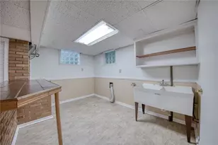 77 Bellview Cir, Robinson Twp, PA 15136 - Photo 29