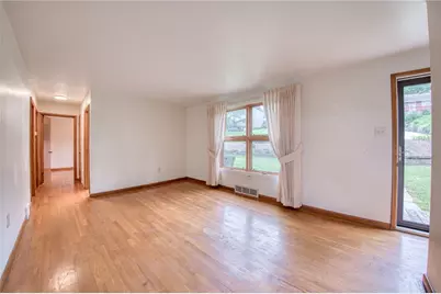 77 Bellview Cir, Robinson Twp, PA 15136 - Photo 7