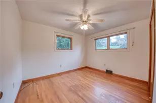 77 Bellview Cir, Robinson Twp, PA 15136 - Photo 15