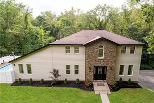 328 Comstock Dr, North Huntingdon, PA 15642 - Photo 1