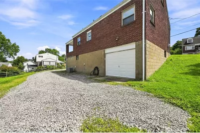 545 Center Hill Rd, Pittsburgh, PA 15239 - Photo 43