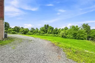 545 Center Hill Rd, Pittsburgh, PA 15239 - Photo 41