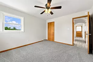 545 Center Hill Rd, Pittsburgh, PA 15239 - Photo 15