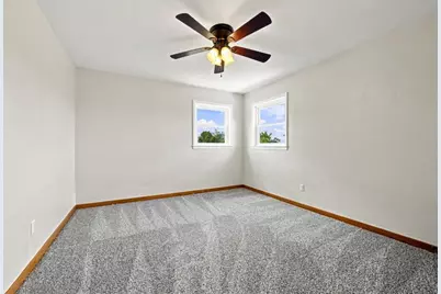 545 Center Hill Rd, Pittsburgh, PA 15239 - Photo 13