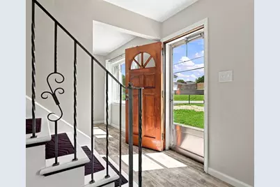 545 Center Hill Rd, Pittsburgh, PA 15239 - Photo 5