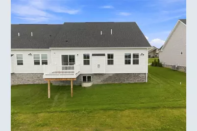 1051 Black Sands Dr, Penn Twp, PA 15644 - Photo 31