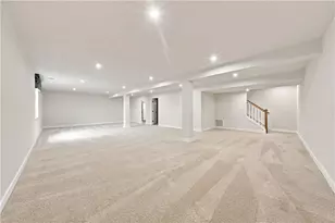 1051 Black Sands Dr, Penn Twp, PA 15644 - Photo 29