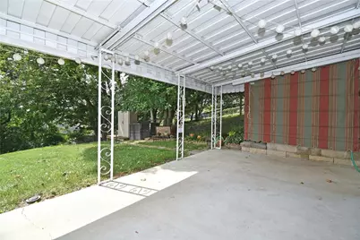 506 Fisher St, Pittsburgh, PA 15210 - Photo 25