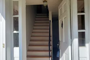 2103 Menold Dr, Pittsburgh, PA 15101 - Photo 5