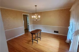 2103 Menold Dr, Pittsburgh, PA 15101 - Photo 11