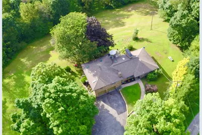 314 Redcut Lodge Rd, Derry Township, PA 15650 - Photo 15