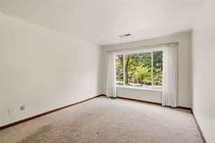 450 Abbeyville Rd, Bethel Park, PA 15228 - Photo 19