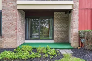 450 Abbeyville Rd, Bethel Park, PA 15228 - Photo 3