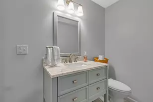 114 Kaye Cir, Brighton Township, PA 15009 - Photo 25