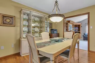 114 Kaye Cir, Brighton Township, PA 15009 - Photo 7