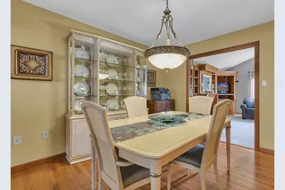 114 Kaye Cir, Brighton Township, PA 15009 - Photo 7