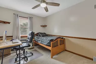 114 Kaye Cir, Brighton Township, PA 15009 - Photo 23