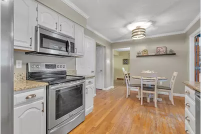 114 Kaye Cir, Brighton Township, PA 15009 - Photo 11