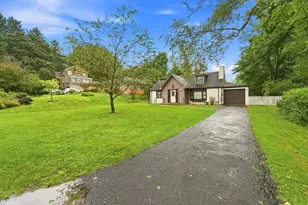 2324 Forest Dr, Pittsburgh, PA 15235 - Photo 5