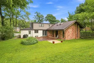 2324 Forest Dr, Pittsburgh, PA 15235 - Photo 29