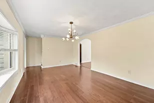 2324 Forest Dr, Pittsburgh, PA 15235 - Photo 5